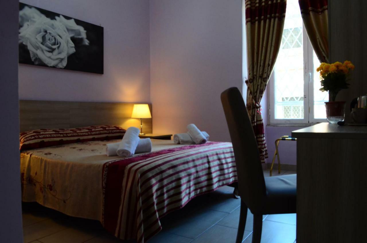 Roma Castle Termini Hotell Exteriör bild